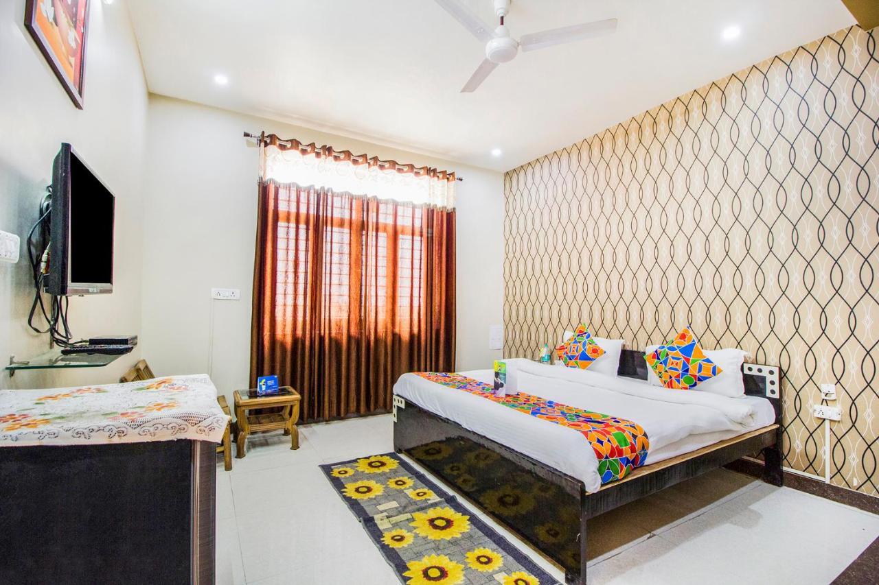 Fabhotel Plus Maniram Palace Agra  Extérieur photo