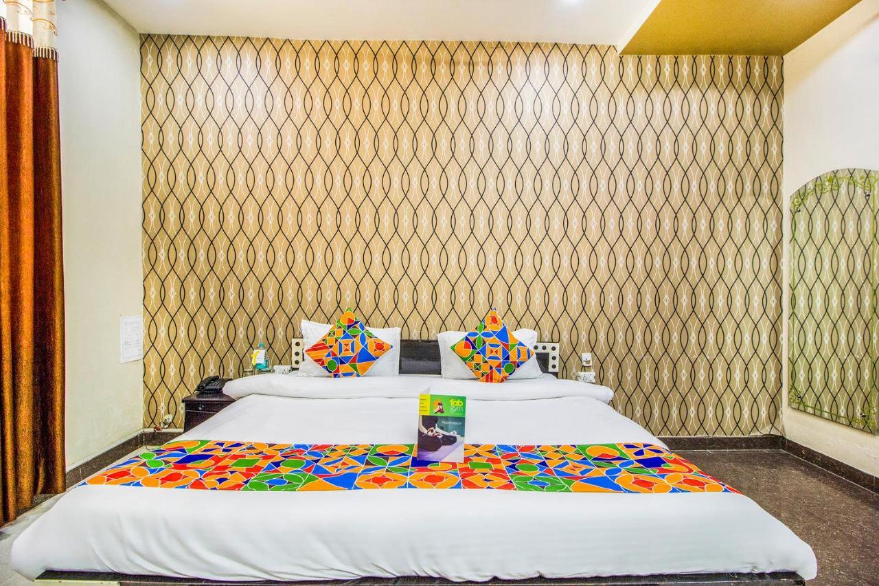 Fabhotel Plus Maniram Palace Agra  Extérieur photo