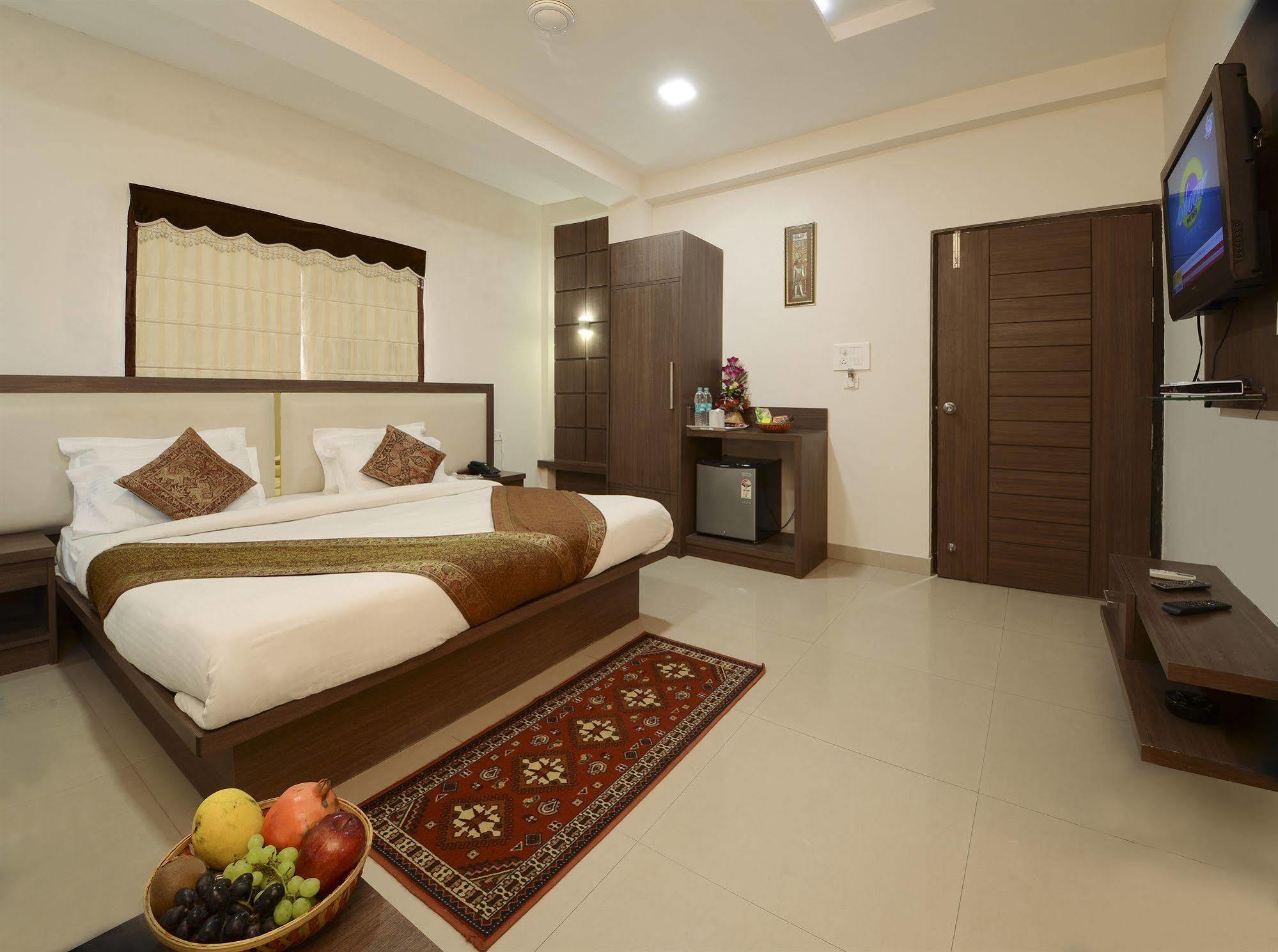 Fabhotel Plus Maniram Palace Agra  Extérieur photo