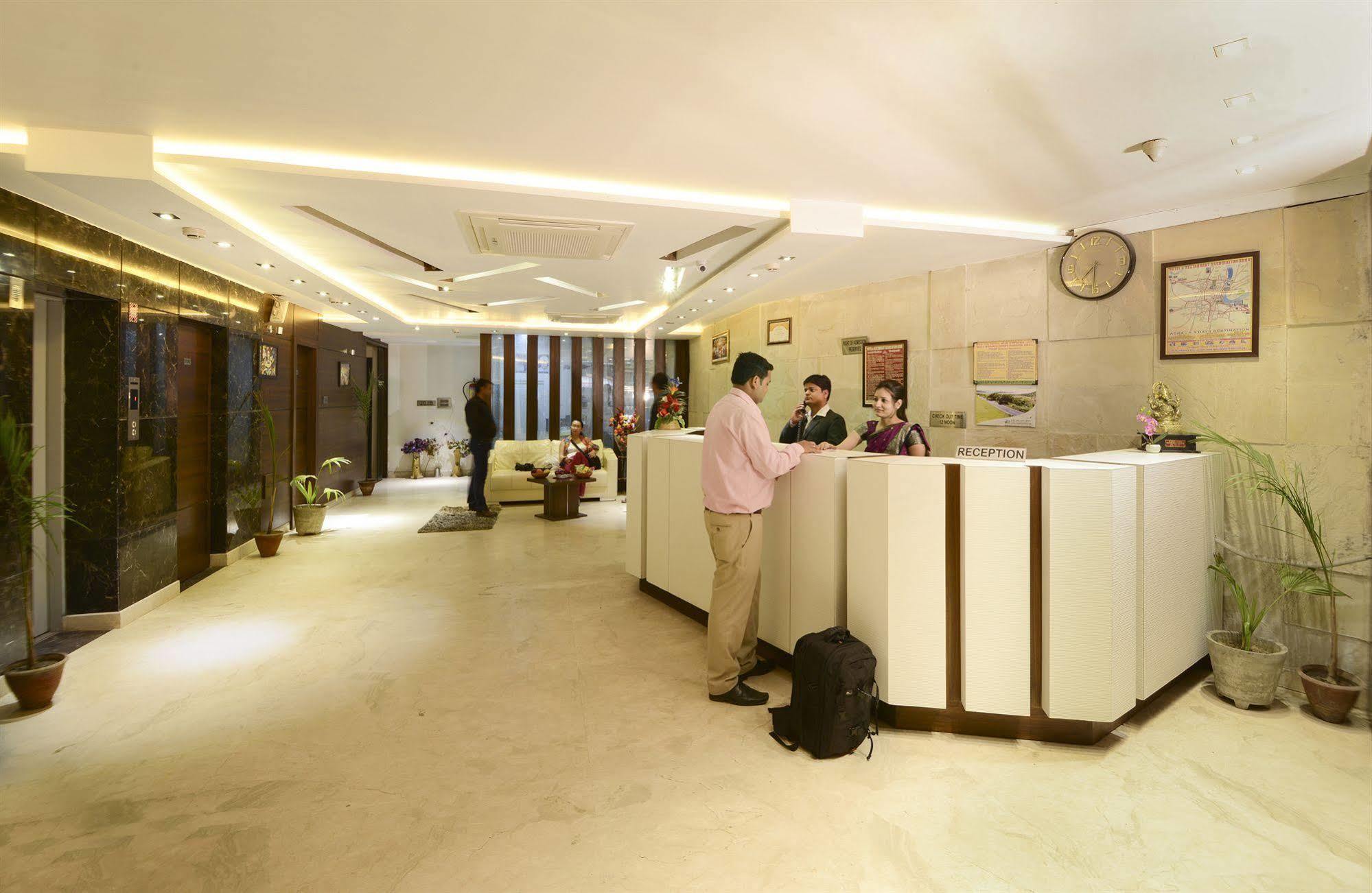 Fabhotel Plus Maniram Palace Agra  Extérieur photo